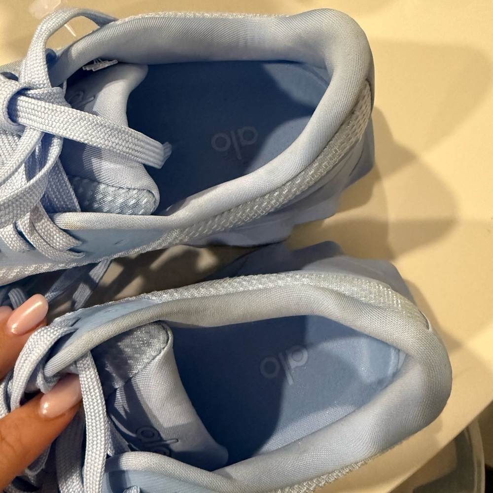 ALO Yoga Blue Women's Sneakers - Picture 5 of 10